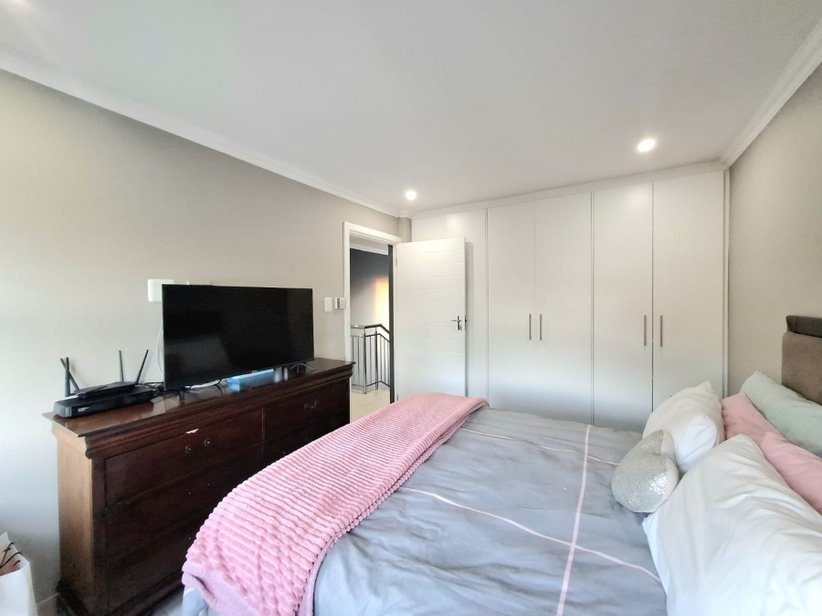 3 Bedroom Property for Sale in Nahoon Valley Park Eastern Cape
